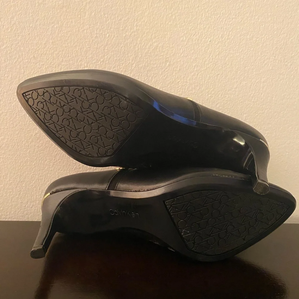 Women’s Calvin Klein Heels - Picture 7 of 7
